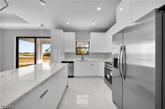 2106 W 18th ST, Lehigh Acres, FL 33972