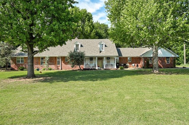 11250 Greenwood Drive, Piedmont, OK 73078