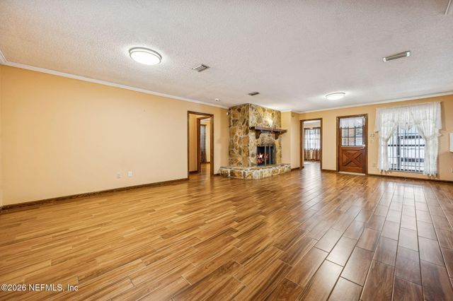 6048 WOODELM Drive, Jacksonville, FL 32218