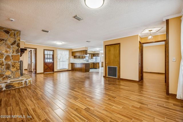 6048 WOODELM Drive, Jacksonville, FL 32218