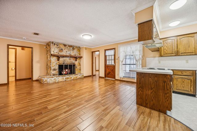 6048 WOODELM Drive, Jacksonville, FL 32218