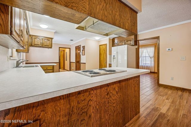 6048 WOODELM Drive, Jacksonville, FL 32218