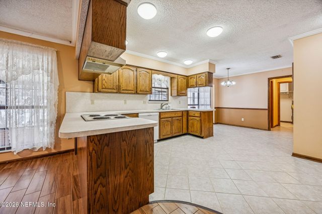 6048 WOODELM Drive, Jacksonville, FL 32218