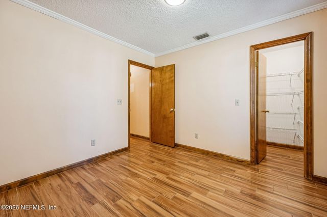 6048 WOODELM Drive, Jacksonville, FL 32218