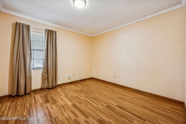 6048 WOODELM Drive, Jacksonville, FL 32218