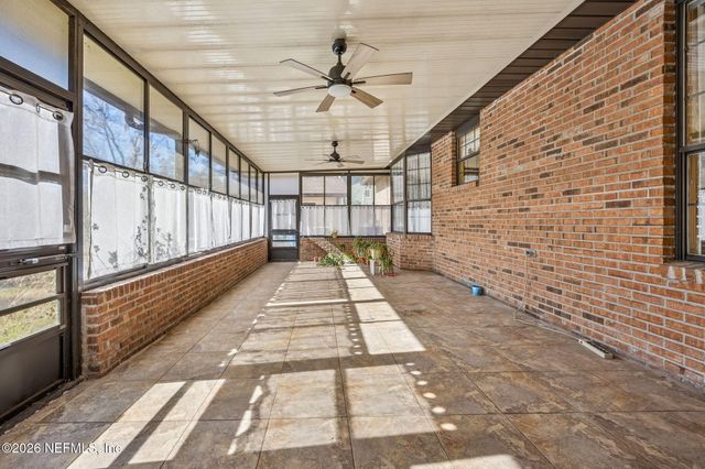 6048 WOODELM Drive, Jacksonville, FL 32218