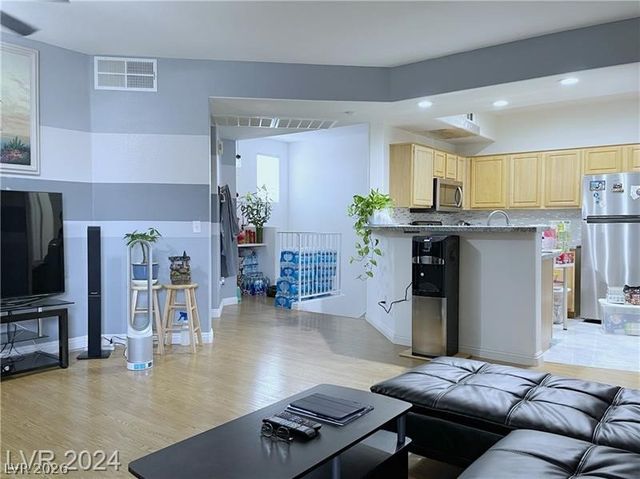 5855 Valley Drive 2101, North Las Vegas, NV 89031