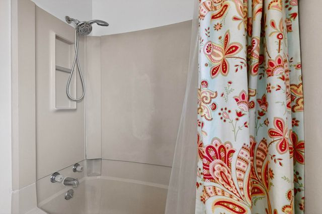 1405 San Carlos Road SW APT 7, Albuquerque, NM 87104