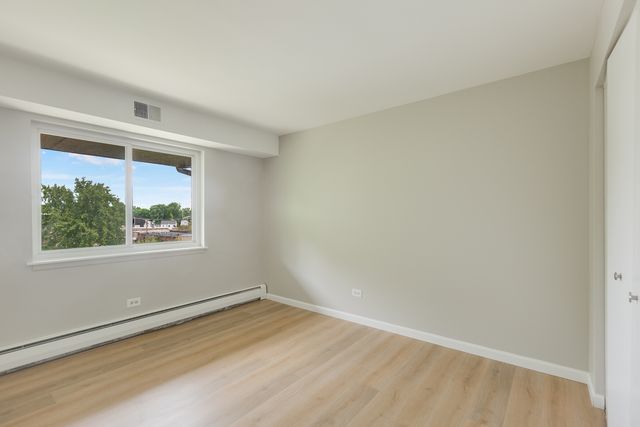 535 S Cleveland Avenue 406, Arlington Heights, IL 60005