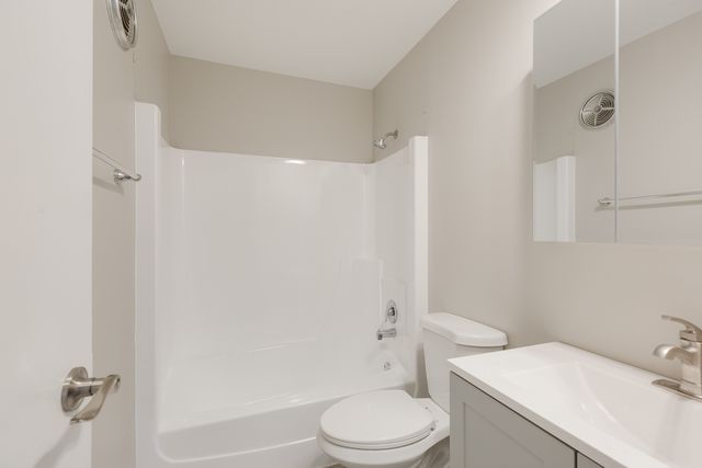 535 S Cleveland Avenue 406, Arlington Heights, IL 60005