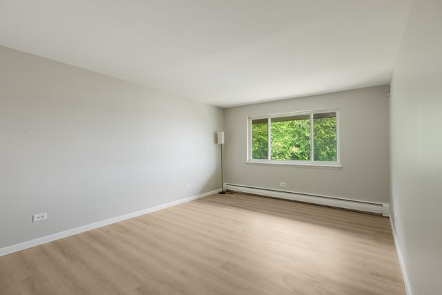 535 S Cleveland Avenue 406, Arlington Heights, IL 60005