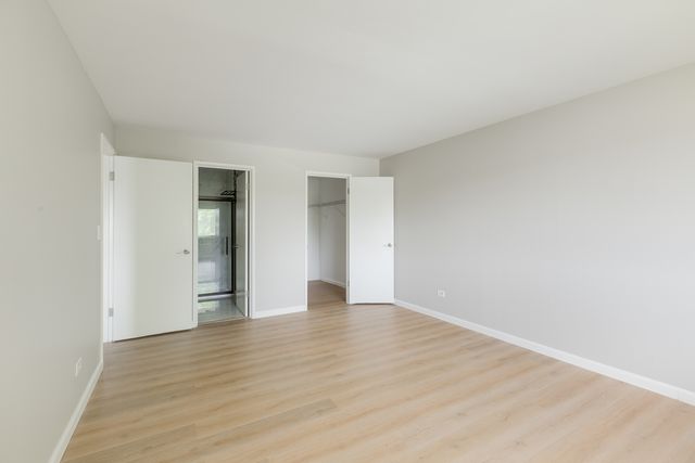 535 S Cleveland Avenue 406, Arlington Heights, IL 60005