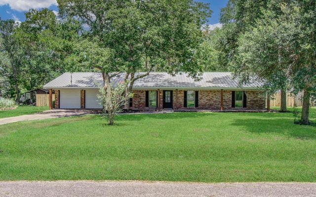 6930 S Oak Bend Drive, Alvin, TX 77511