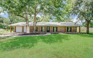 6930 S Oak Bend Drive, Alvin, TX 77511