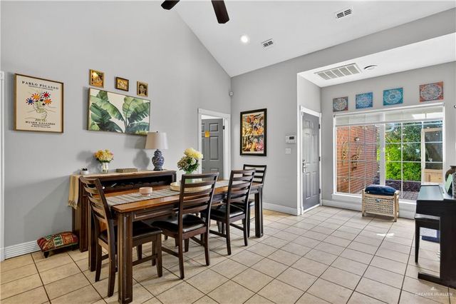 7029 N 1st Street, Mcallen, TX 78504