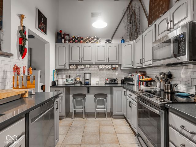 430 N Park Avenue 104, Indianapolis, IN 46202