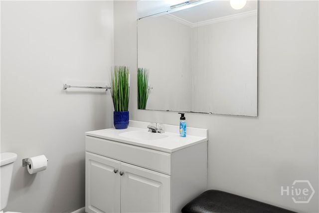 5504 Magnolia Drive, Savannah, GA 31406