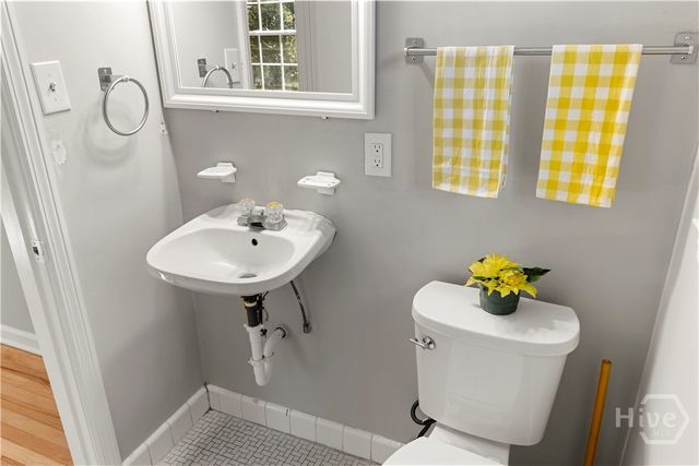 5504 Magnolia Drive, Savannah, GA 31406