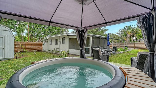 1301 6TH STREET W, Palmetto, FL 34221