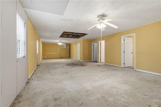 2900 Stonecrest Point, Conyers, GA 30094