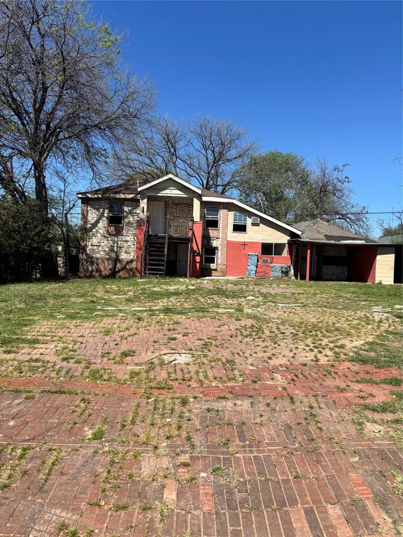 1201 E Davis Avenue, Fort Worth, TX 76104