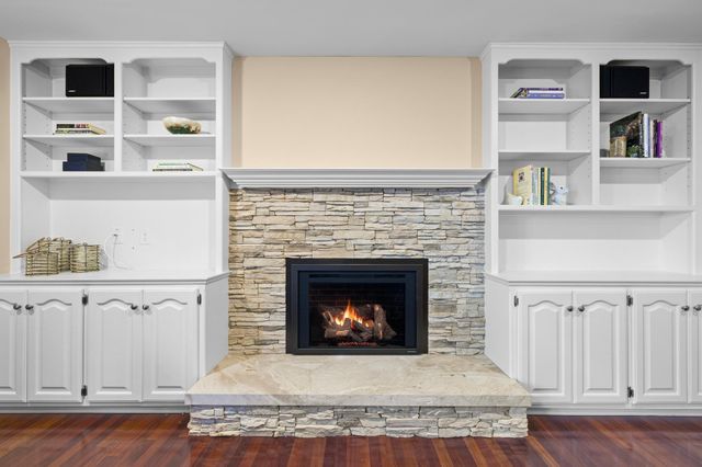 9145 Fox Run Circle, Eden Prairie, MN 55347