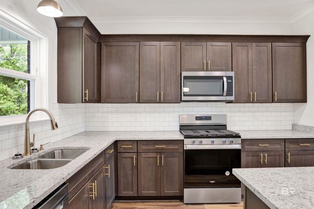 8760 Floyd Crabtree Way, Semmes, AL 36575