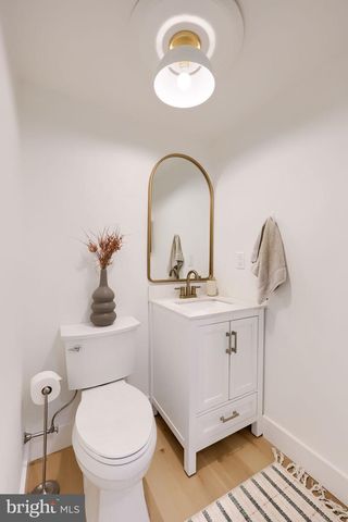 946 SALISBURY CT, Lancaster, PA 17601