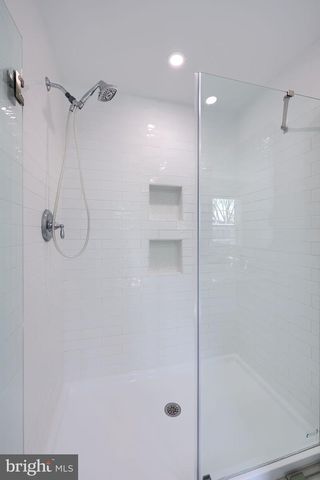 946 SALISBURY CT, Lancaster, PA 17601
