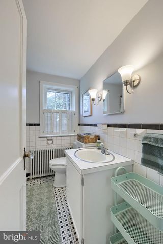946 SALISBURY CT, Lancaster, PA 17601