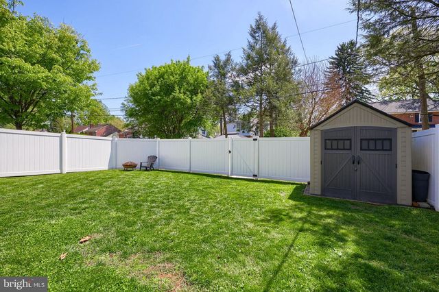 946 SALISBURY CT, Lancaster, PA 17601