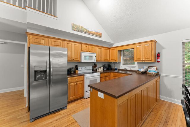 312 Dach Bruecke Gasse, Helen, GA 30545