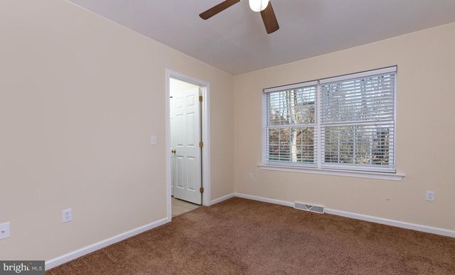 1781 LAKESIDE DR, Middletown, PA 17057