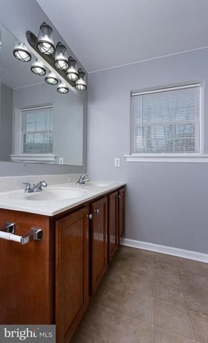 1781 LAKESIDE DR, Middletown, PA 17057