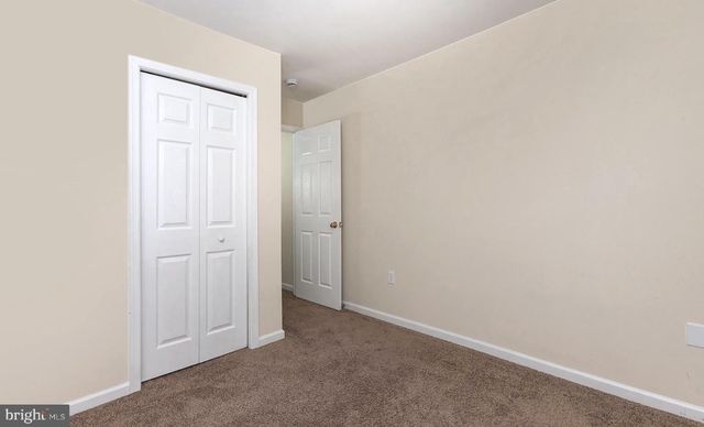 1781 LAKESIDE DR, Middletown, PA 17057