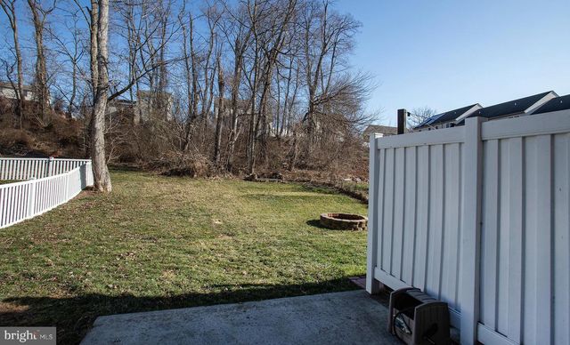 1781 LAKESIDE DR, Middletown, PA 17057