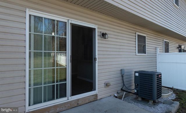 1781 LAKESIDE DR, Middletown, PA 17057