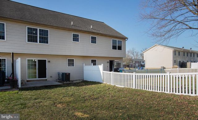 1781 LAKESIDE DR, Middletown, PA 17057