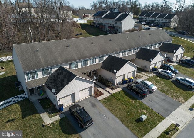 1781 LAKESIDE DR, Middletown, PA 17057