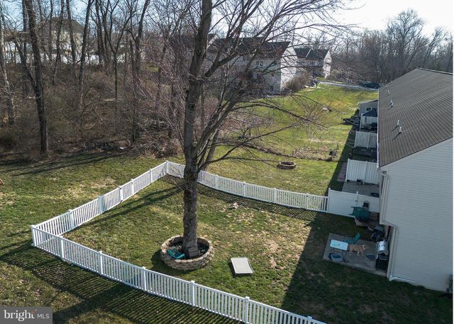 1781 LAKESIDE DR, Middletown, PA 17057