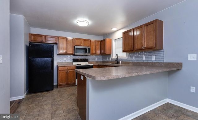 1781 LAKESIDE DR, Middletown, PA 17057