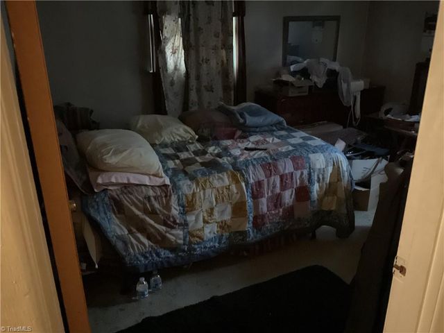 942 Boone Valley Road, Whitsett, NC 27377