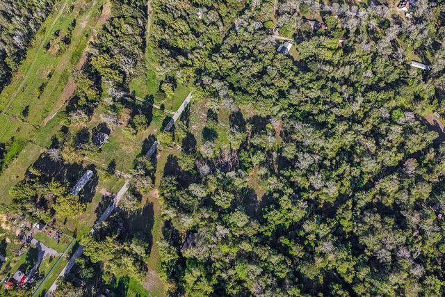 1157 County Road 143, Liberty, TX 77575