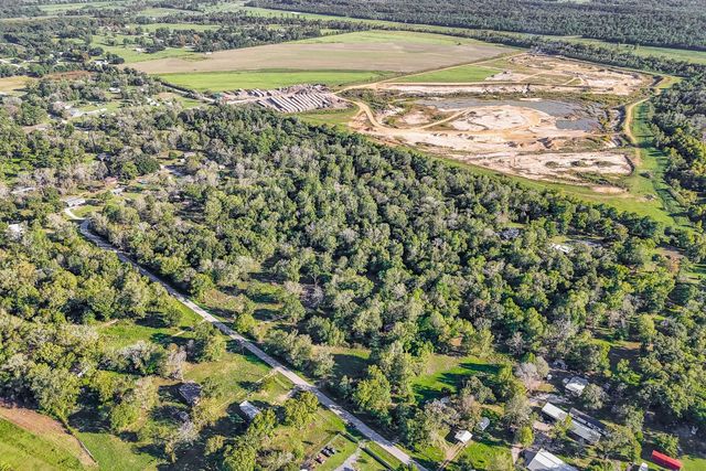 1157 County Road 143, Liberty, TX 77575