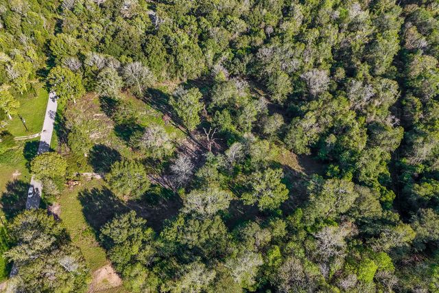 1157 County Road 143, Liberty, TX 77575