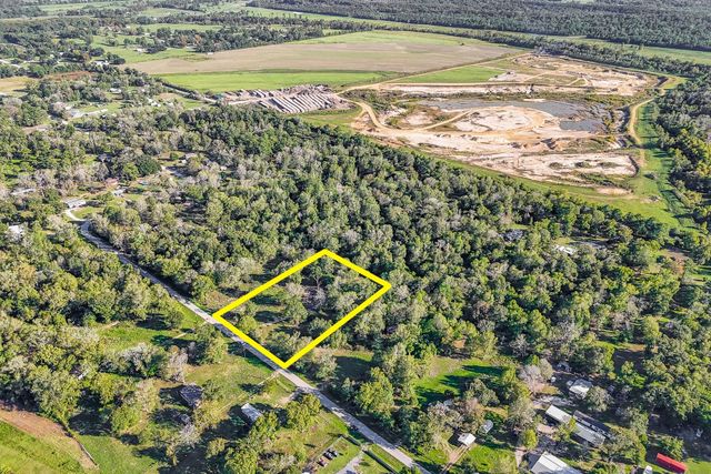 1157 County Road 143, Liberty, TX 77575