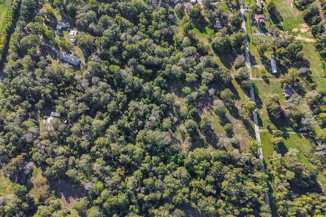 1157 County Road 143, Liberty, TX 77575