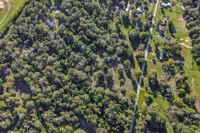 1157 County Road 143, Liberty, TX 77575