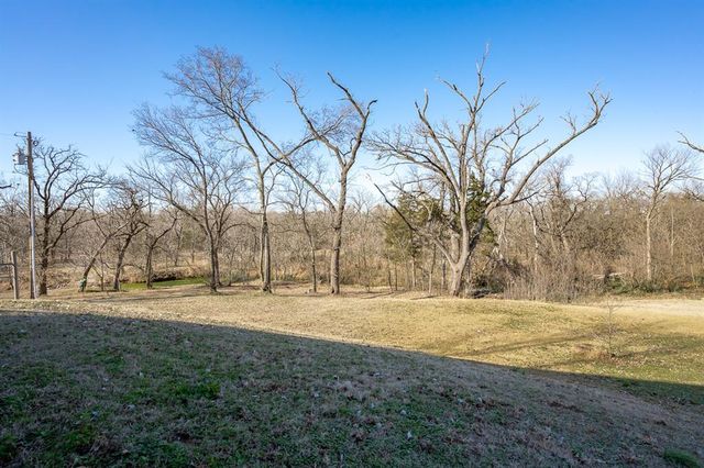 208 E 116th Street, Perkins, OK 74059