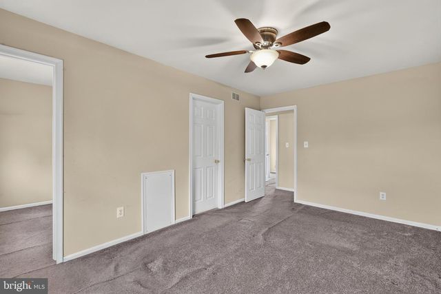 1117 OLD FORGE RD, New Castle, DE 19720